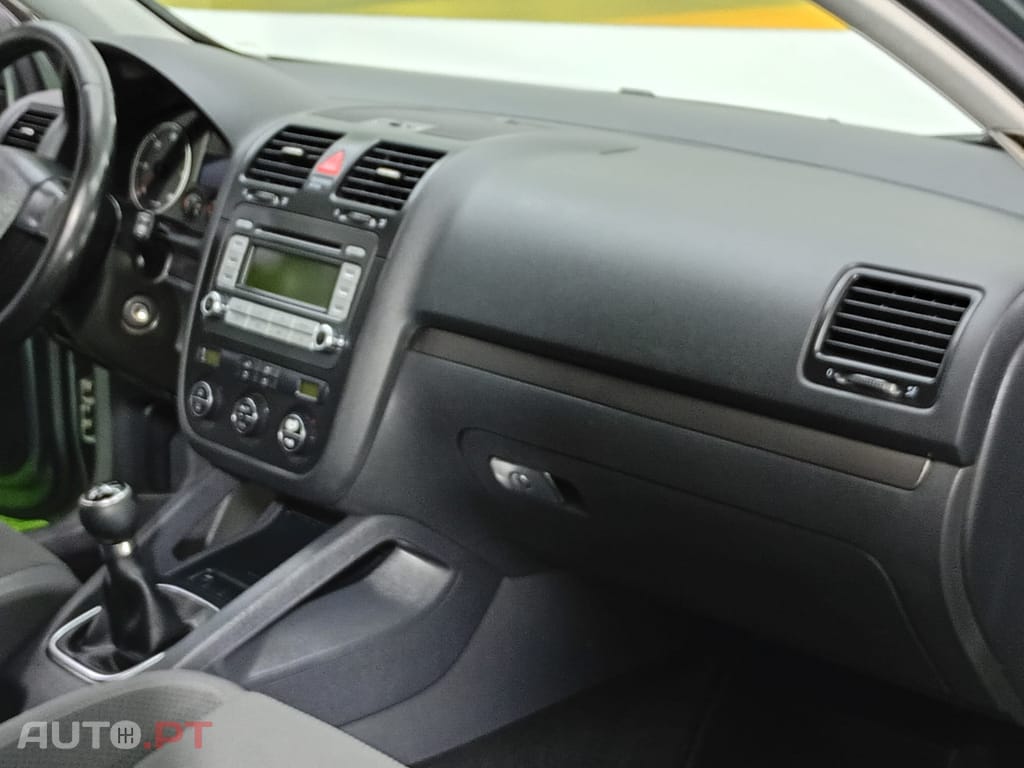 Volkswagen Golf 1.9 TDi 6V Confortline