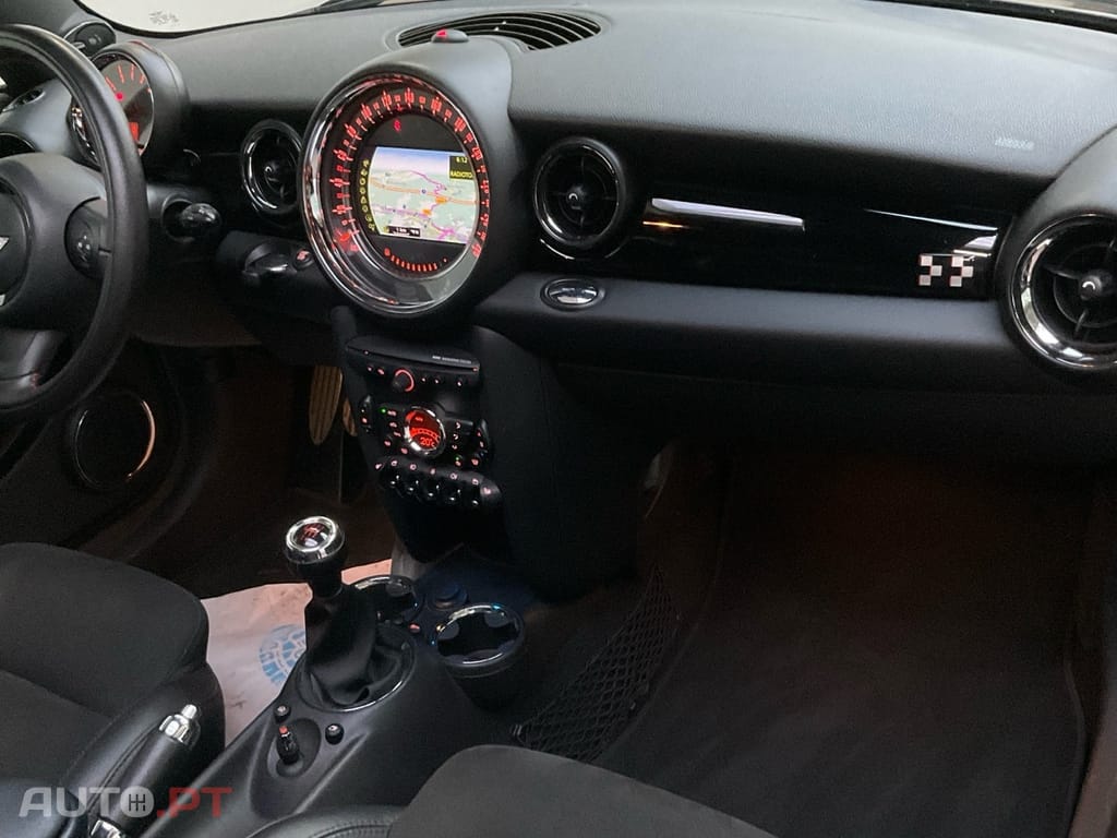 MINI Cooper John Cooper Works