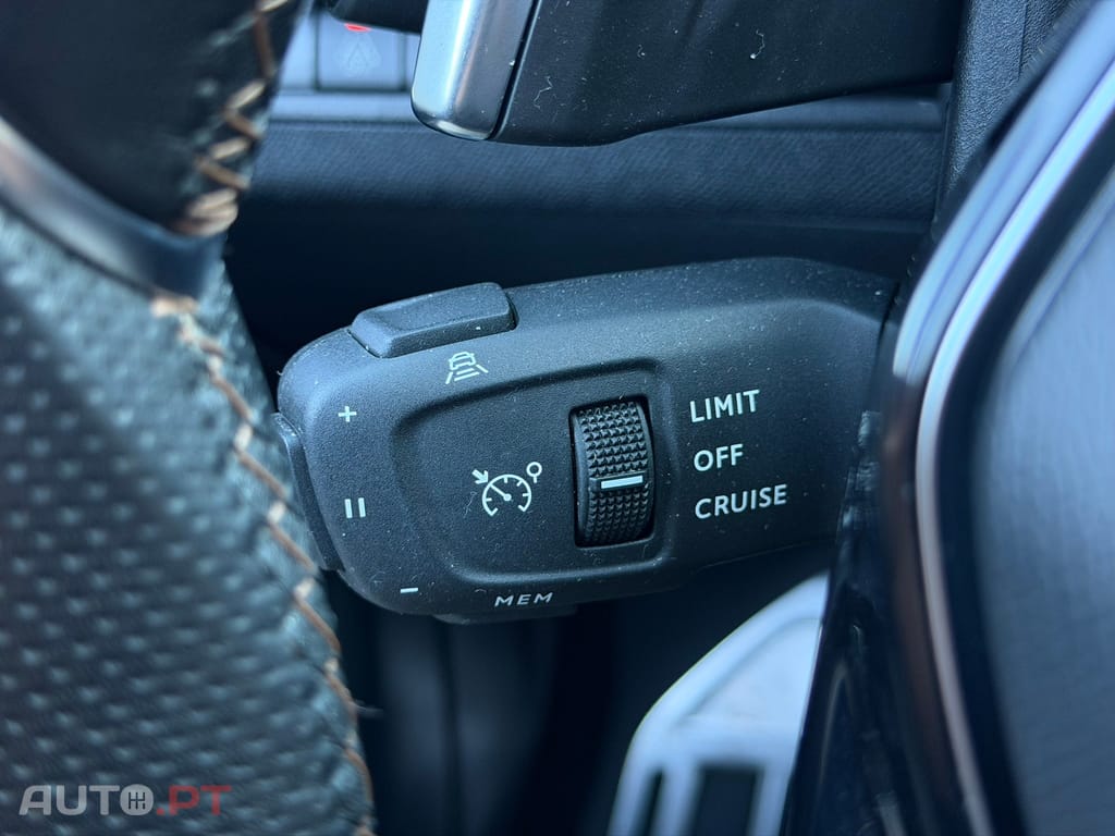 Peugeot 3008 1.6 Hybrid GT e-EAT8