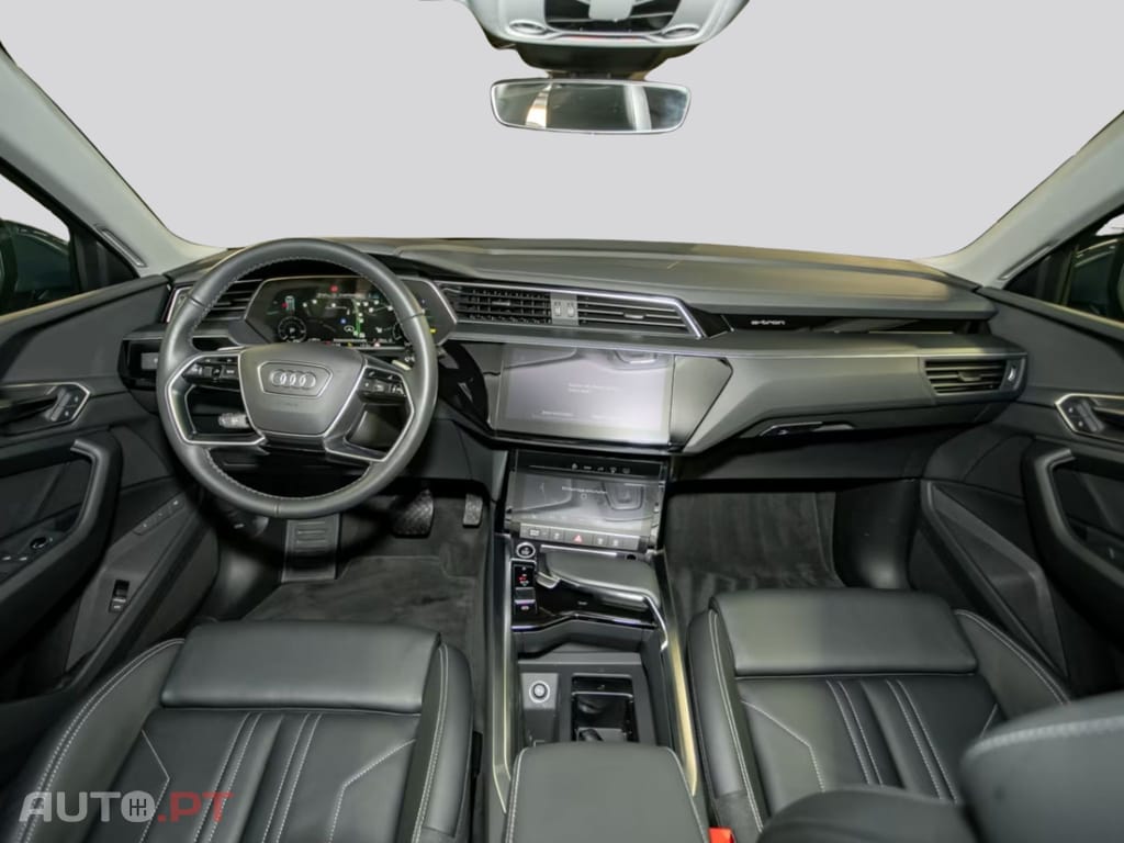 Audi Q8 e-tron Advanced 50 quattro I.V.A DEDUTIVEL 