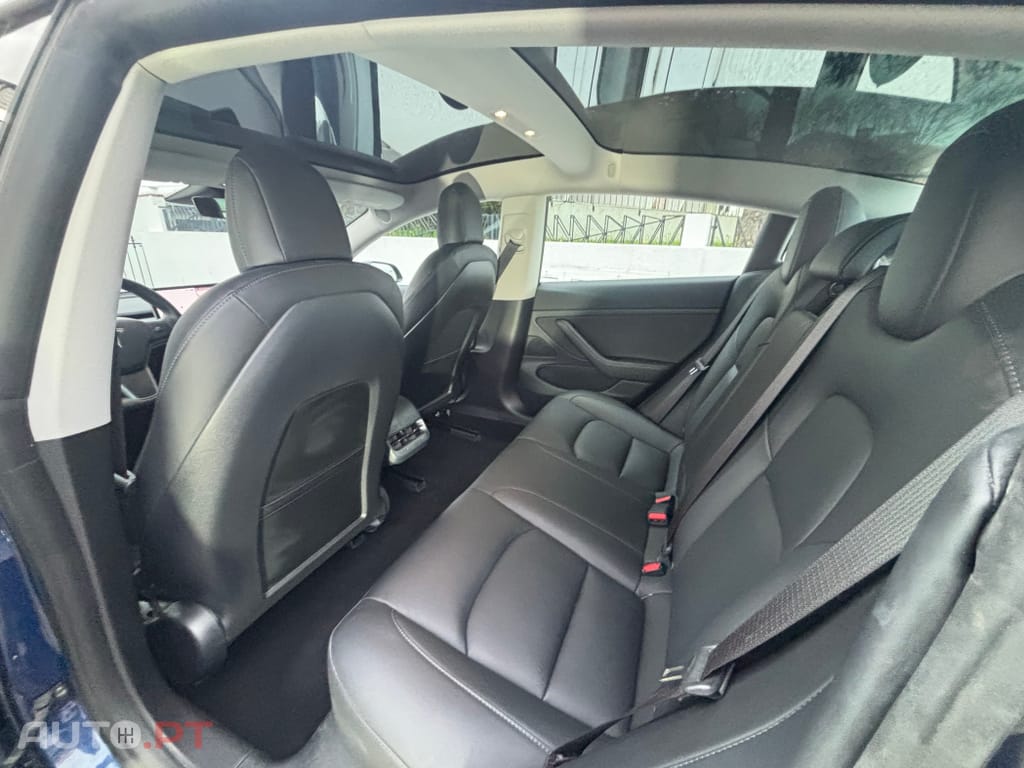 Tesla Model 3 Standard Range Plus RWD