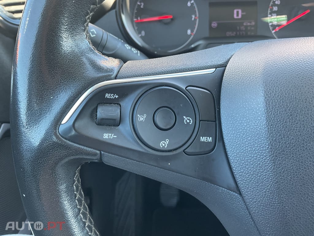 Opel Crossland 1.2 GS Line