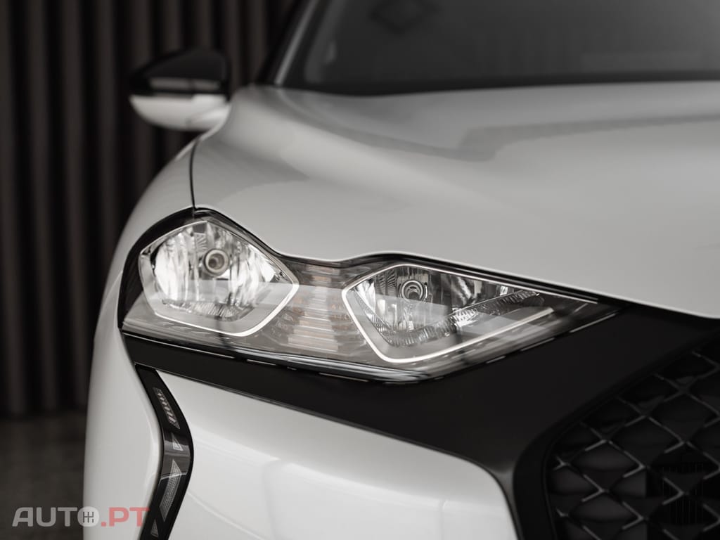 DS DS3 Crossback E-TENSE PERFORMANCE LINE