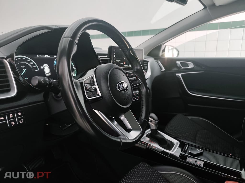 Kia Ceed SW 1.6 GDi PHEV Tech 6DCT