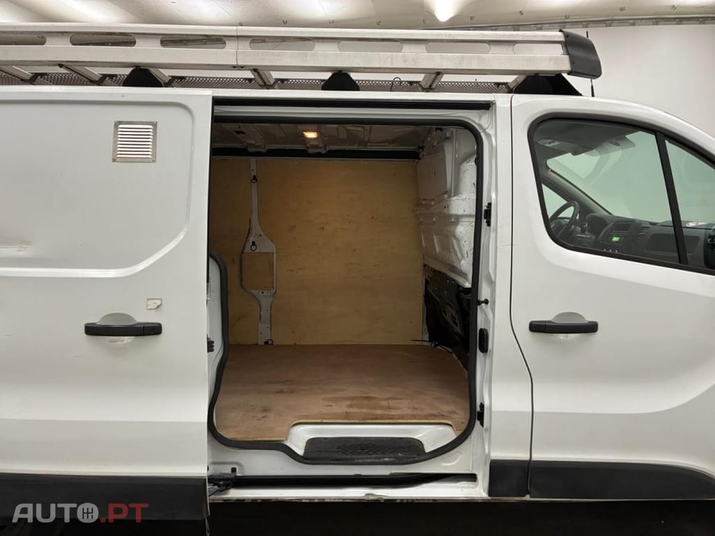 Renault Trafic 2.0 dCi L1H1 1.2T Grand Confort