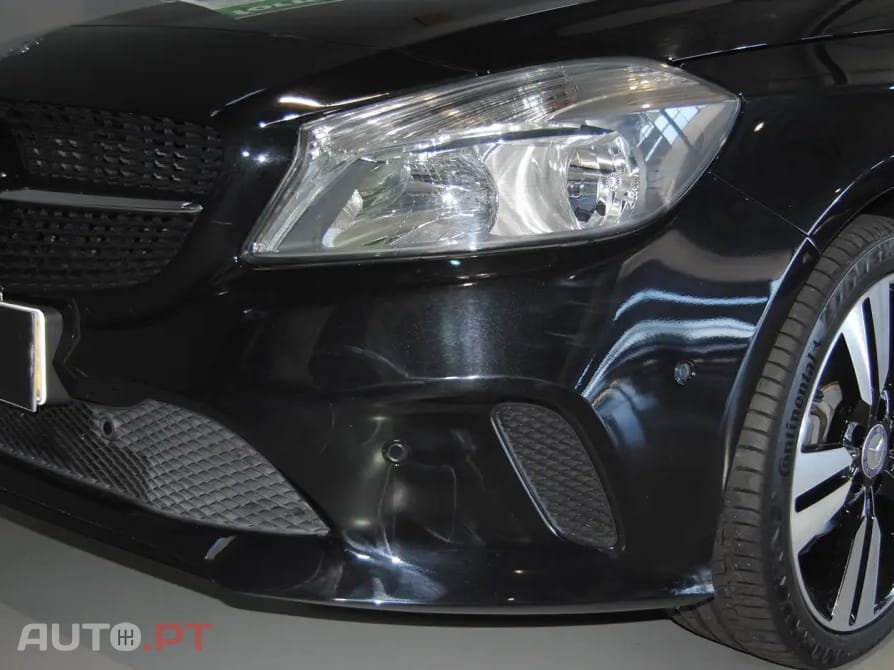 Mercedes-Benz A 180 D URBAN AUTO