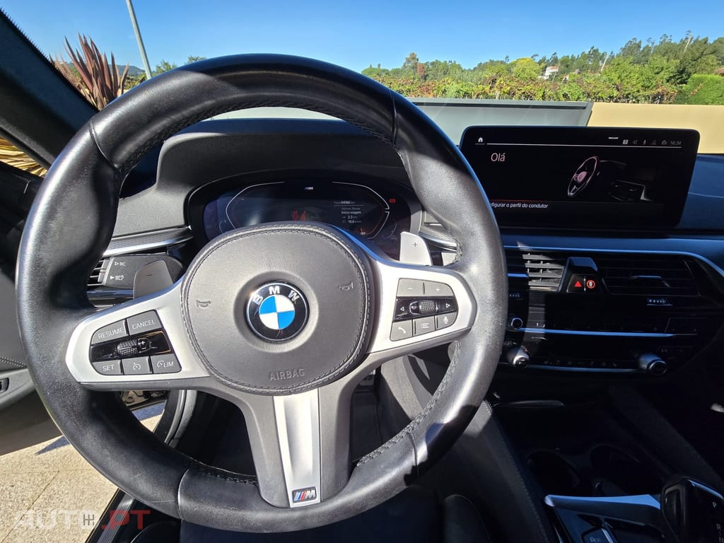 BMW 520 TOURING 218CV PACK M
