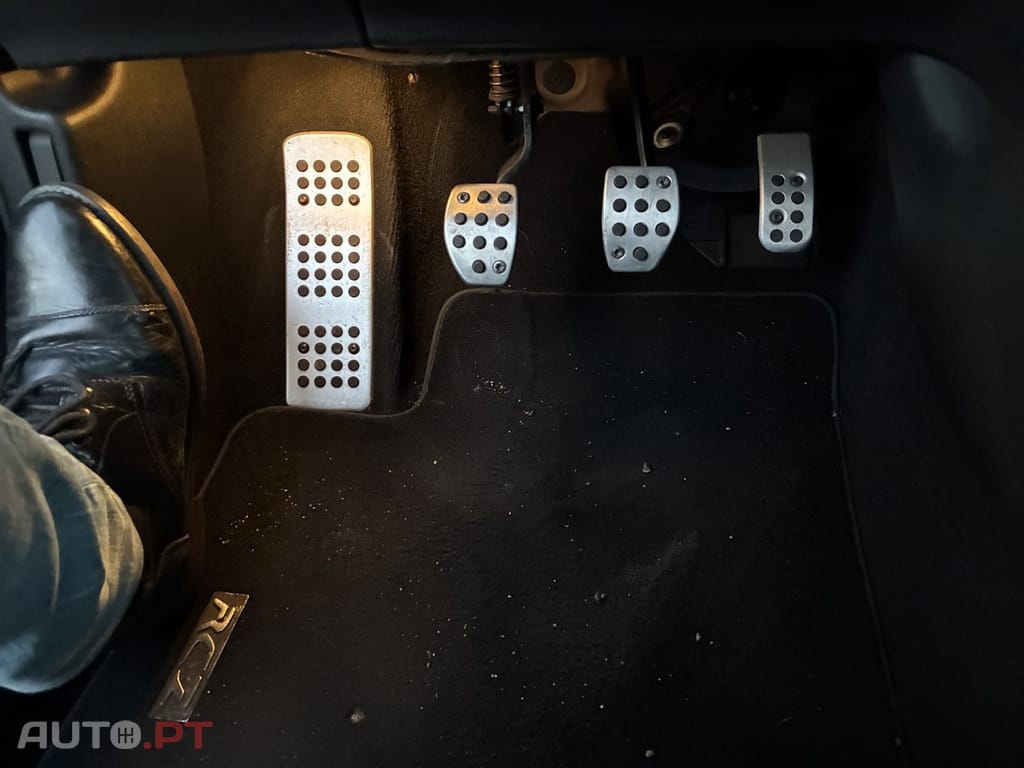 Peugeot RCZ 2.0 HDi 130g