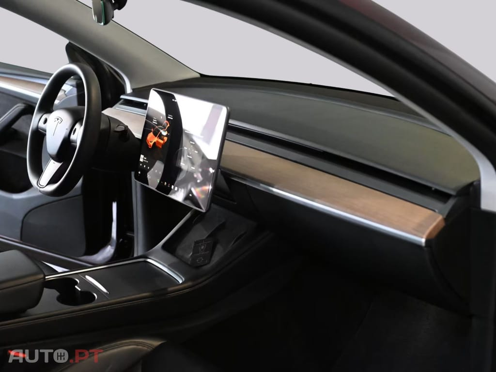 Tesla Model Y Performance Long Range Dual AWD I.V.A DEDUTIVEL 