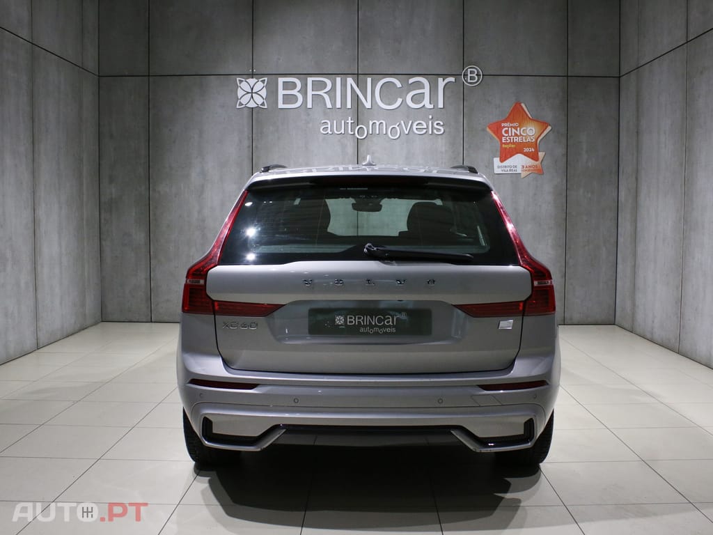 Volvo XC60 2.0 T6 PHEV Plus Dark AWD