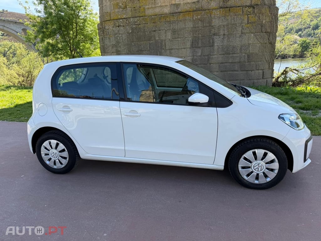 Volkswagen Up! 1.0 White
