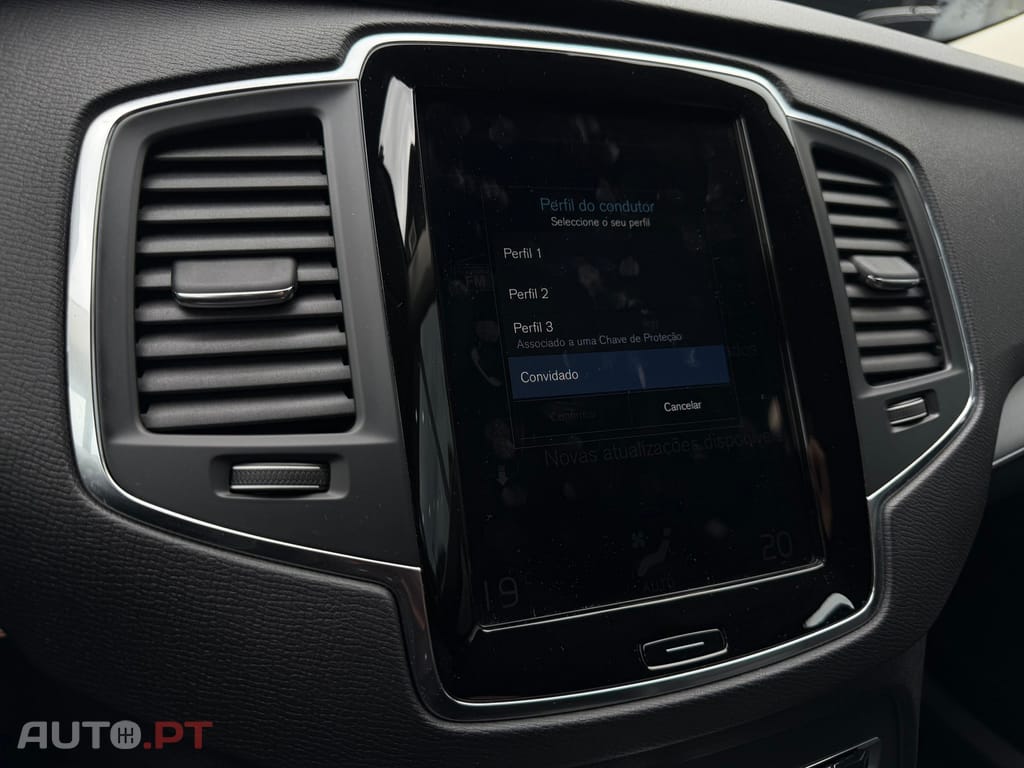 Volvo XC90 2.0 T8 PHEV Inscription Expression AWD