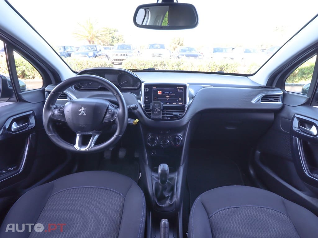 Peugeot 208 1.2 PureTech Style