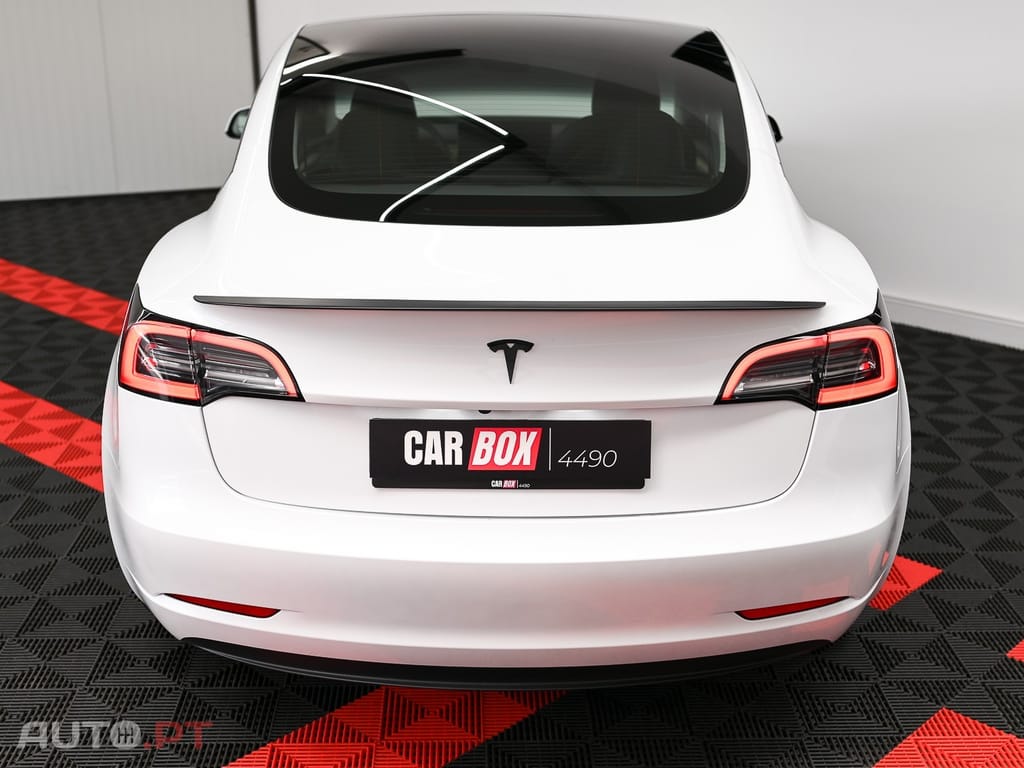 Tesla Model 3 Long Range Tração Integral Premium