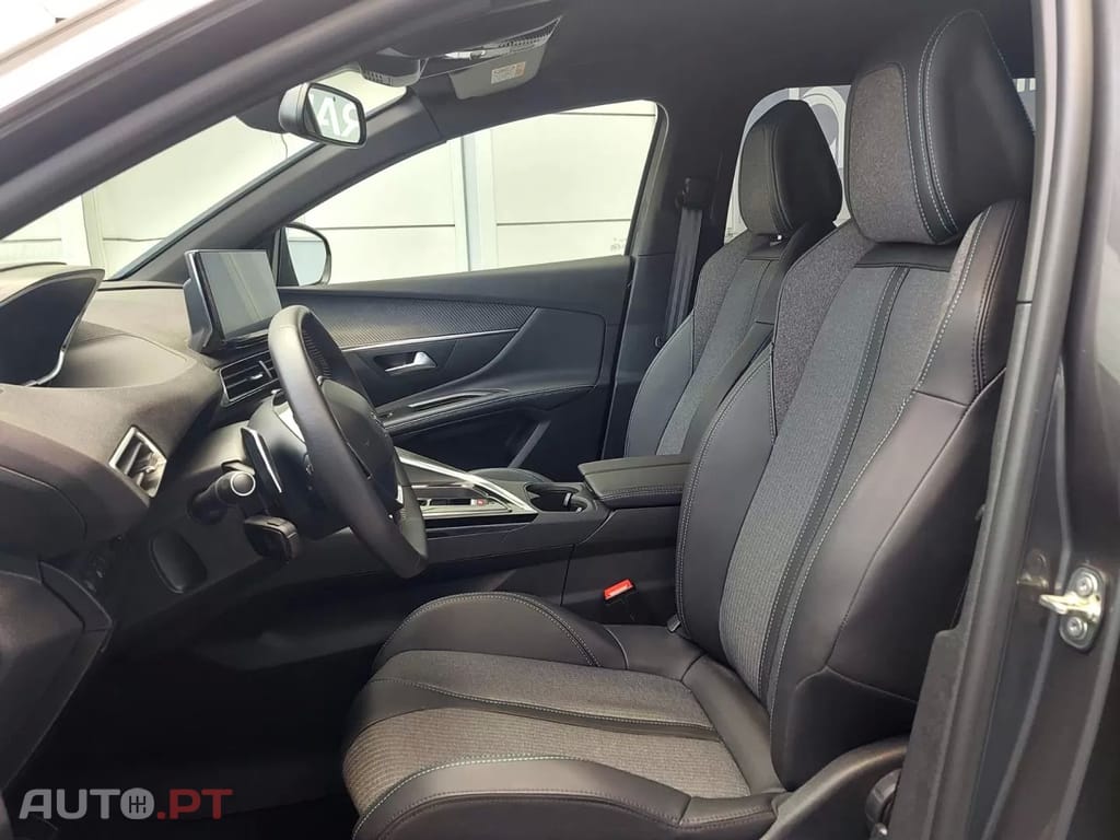 Peugeot 5008 1.5 BlueHDi Allure EAT8