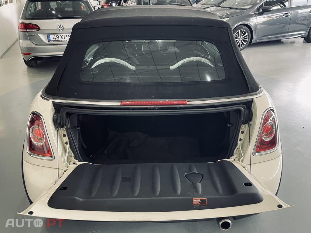 MINI Cabrio Cooper D