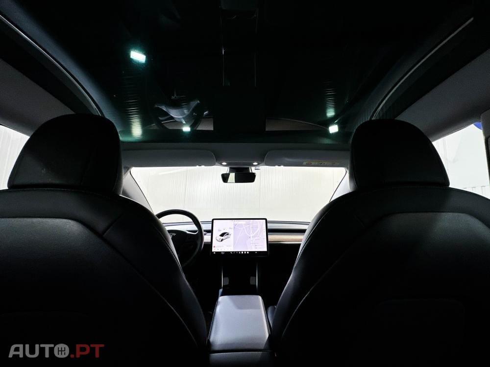 Tesla Model 3 Long-Range Dual Motor AWD