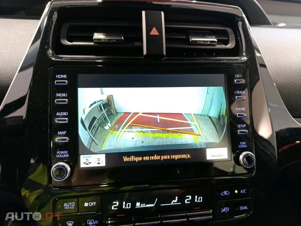 Toyota Prius 1.8 Plug-In Luxury