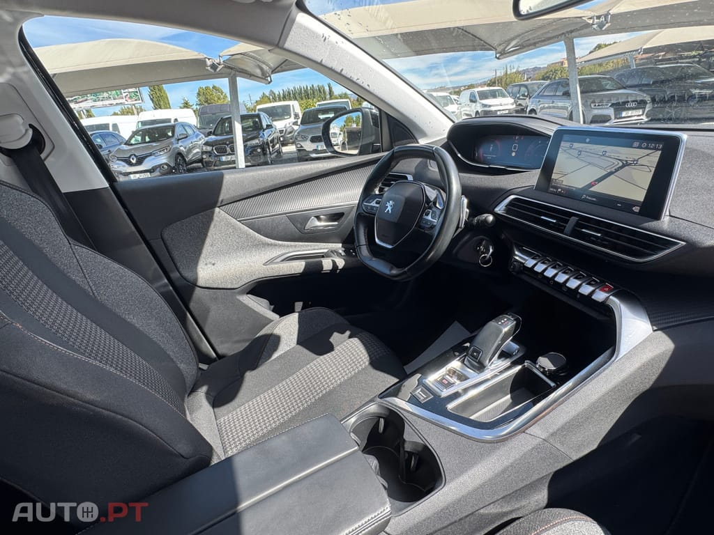 Peugeot 3008 1.6 BlueHDi Style EAT6