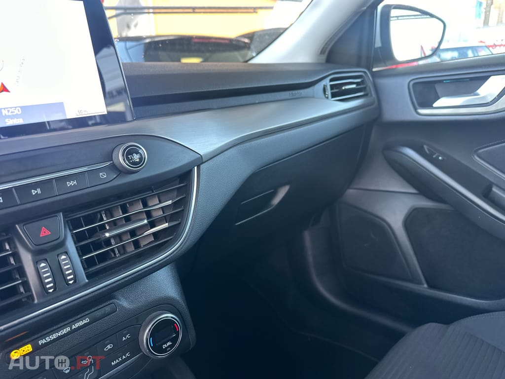 Ford Focus SW 1.5 TDCi EcoBlue Titanium