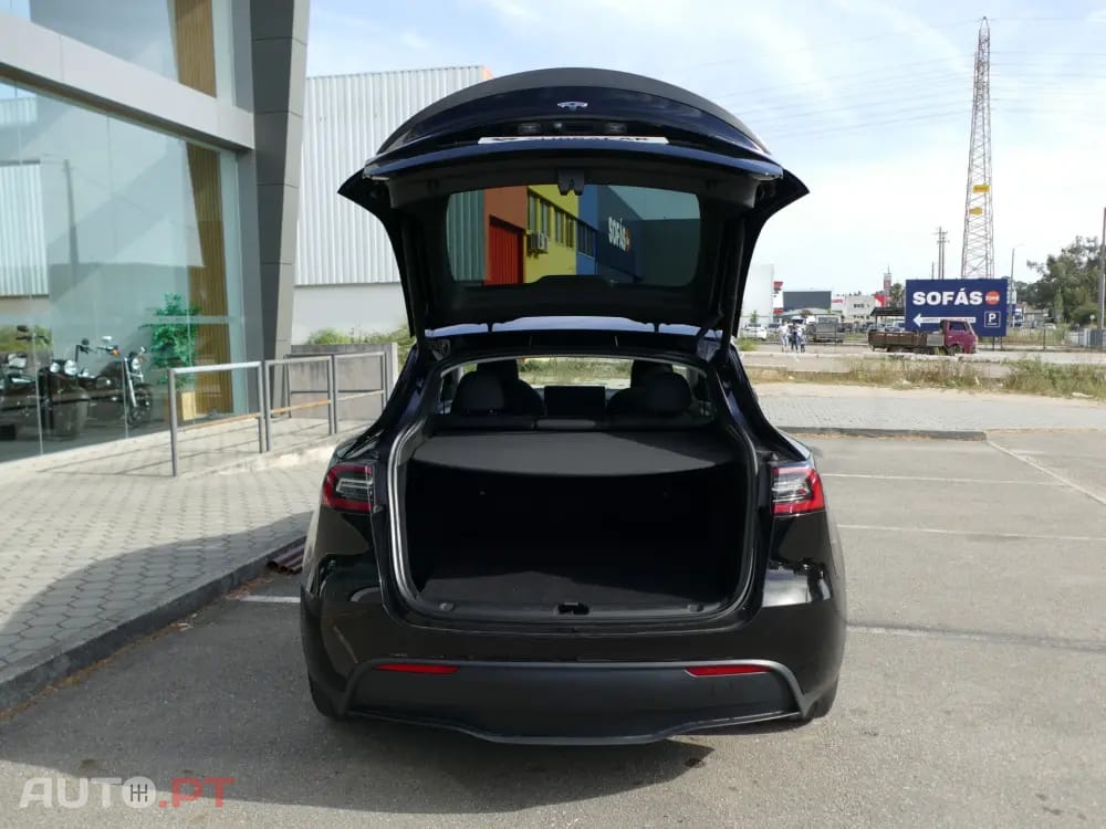 Tesla Model Y Performance Tração Integral