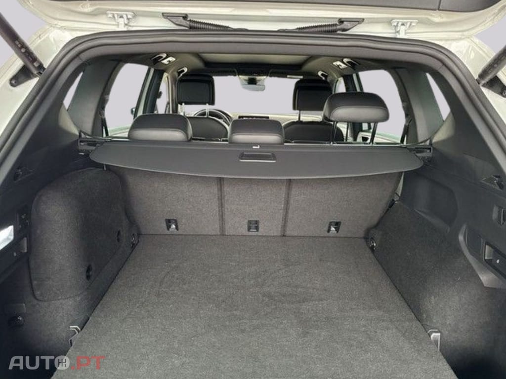 Seat Tarraco 1.4 TSI e-Hybrid Xperience I.V.A DEDUTÍVEL 