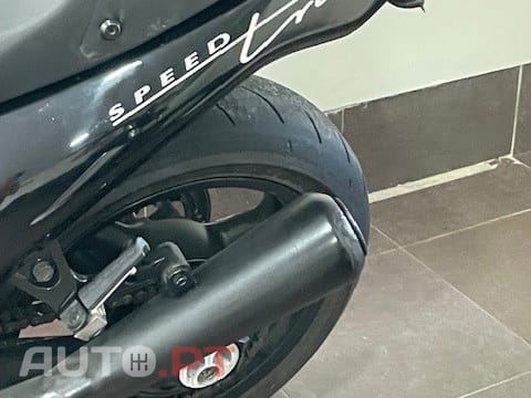 Triumph Speed Triple Speed Triple 900