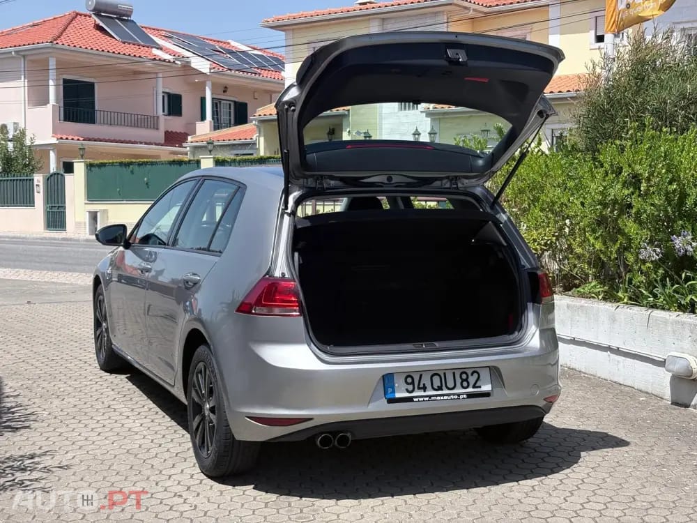 Volkswagen Golf 1.0 TSI Trendline