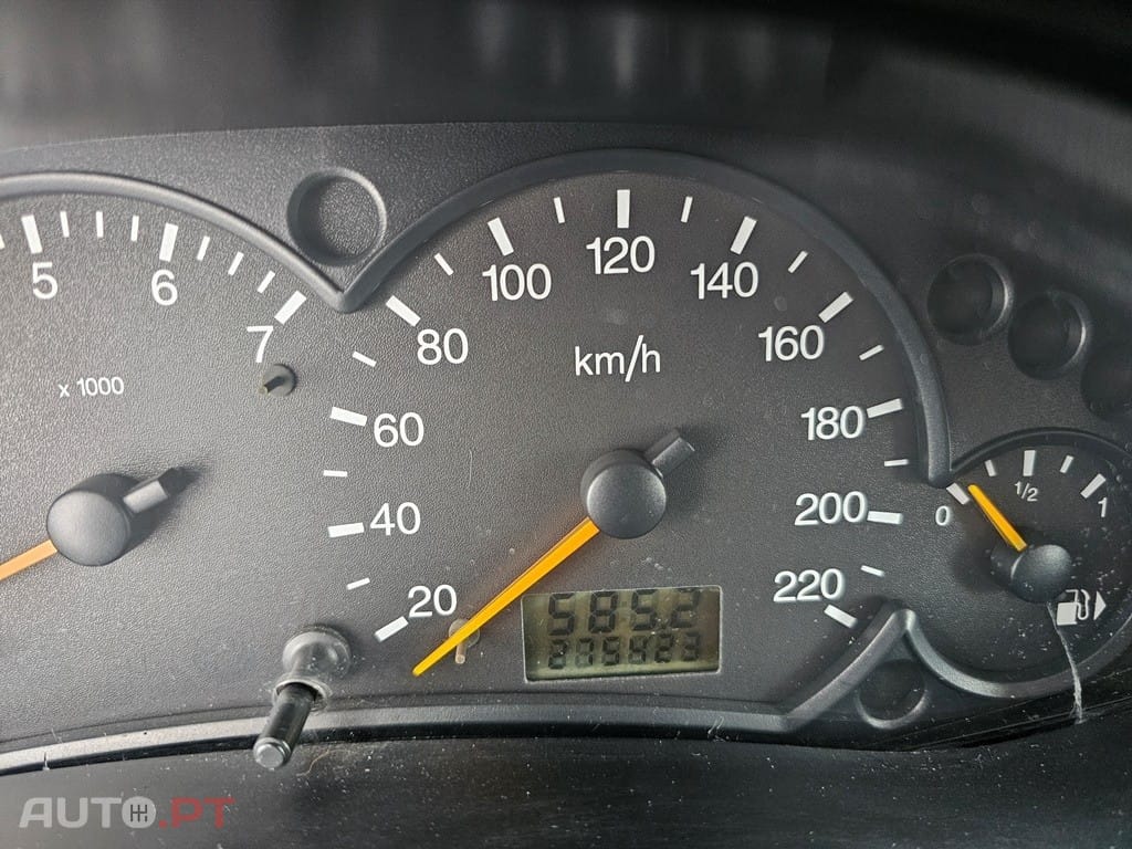 Ford Focus SW 1.4 Ambiente