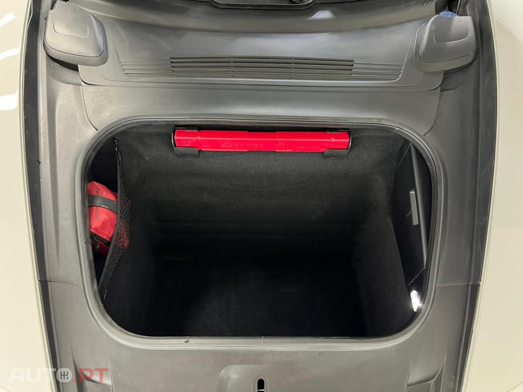Porsche 911 Targa 4S PDK 992