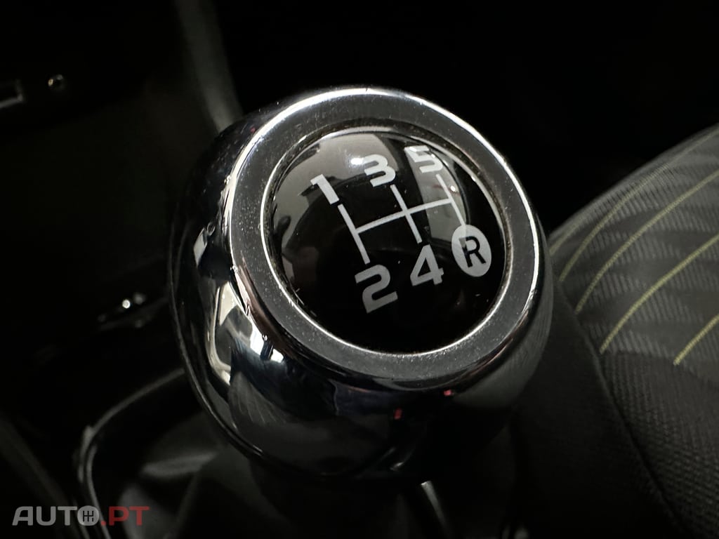 Peugeot 108 108 1.0 VTi Style