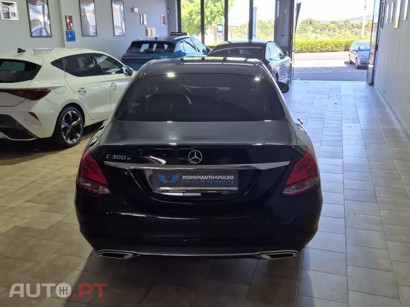 Mercedes-Benz C 300 e 9G-TRONIC Exclusive