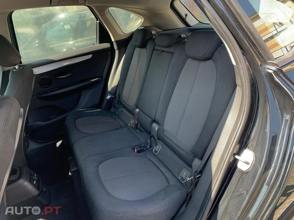 BMW 216 d Advantage