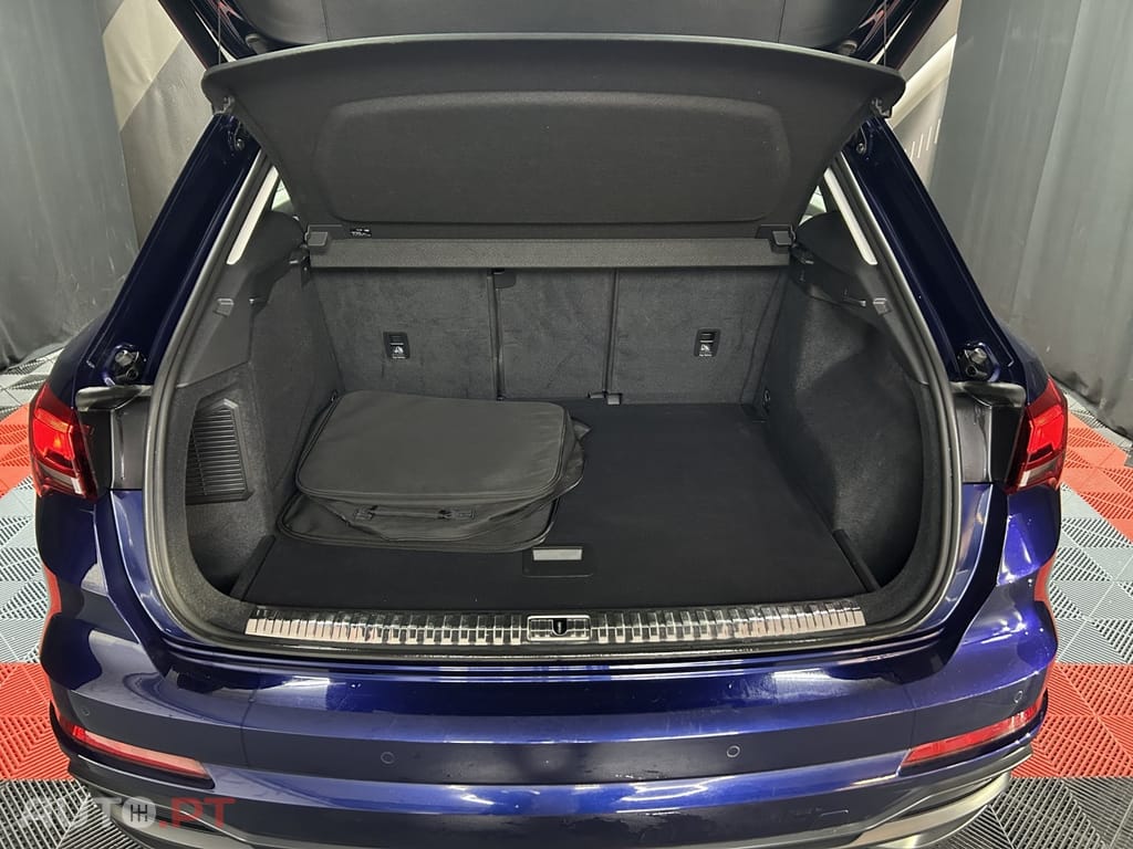 Audi Q3 45 TFSIe S line S tronic