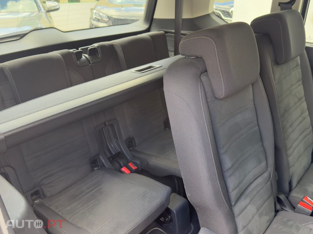 Volkswagen Touran 2.0 TDI Highline