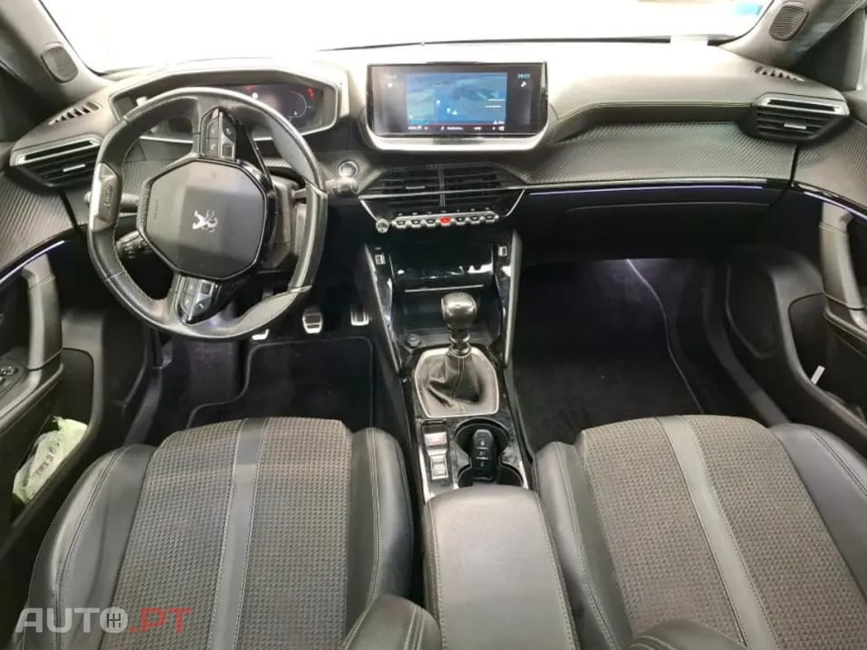 Peugeot 2008 1.2 PureTech GT