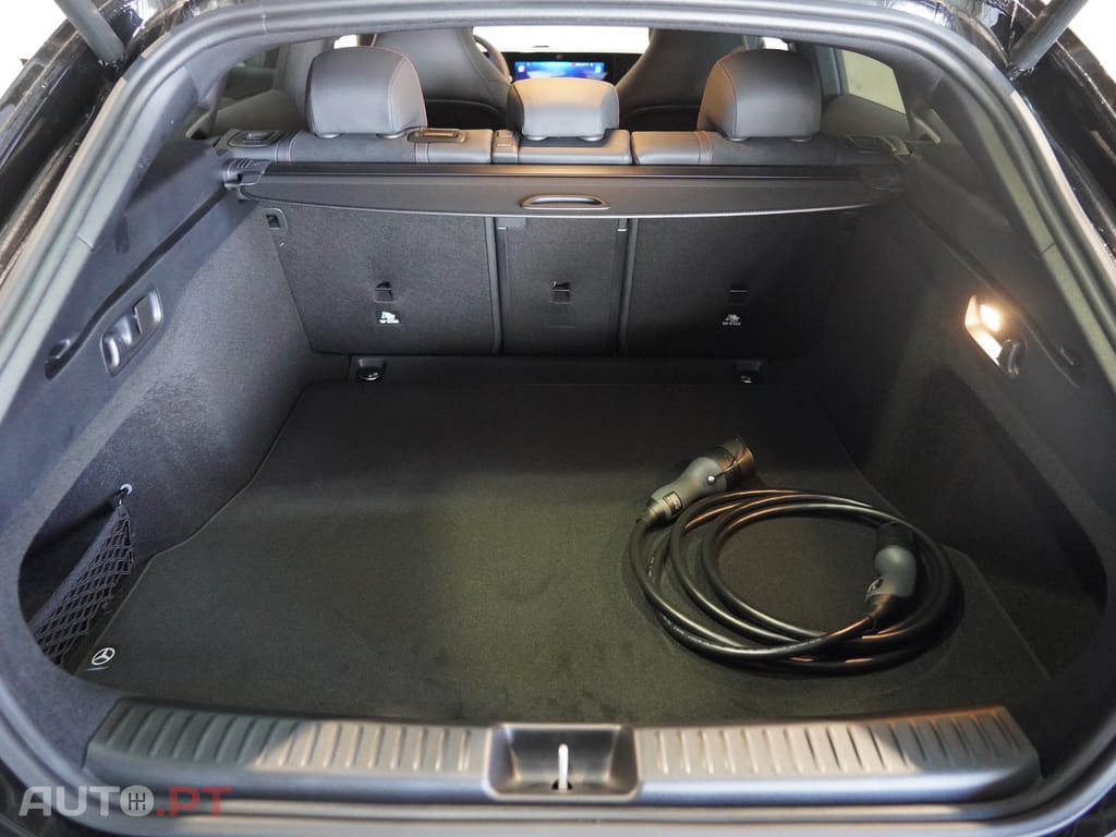 Mercedes-Benz CLA 250 com tecnologia EQ