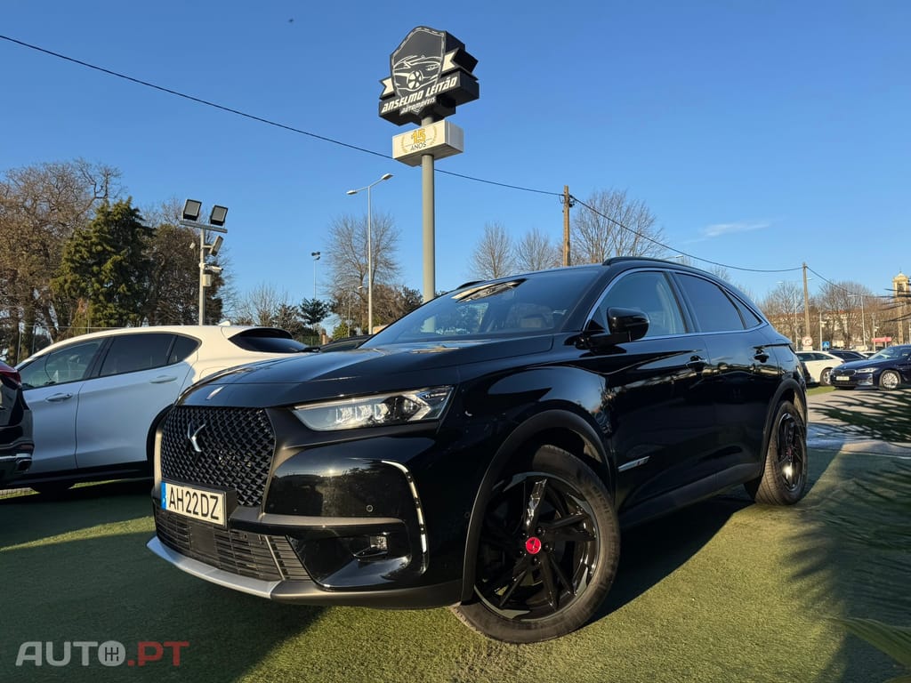 DS DS7 Crossback E-Tense Performance Line EAT8