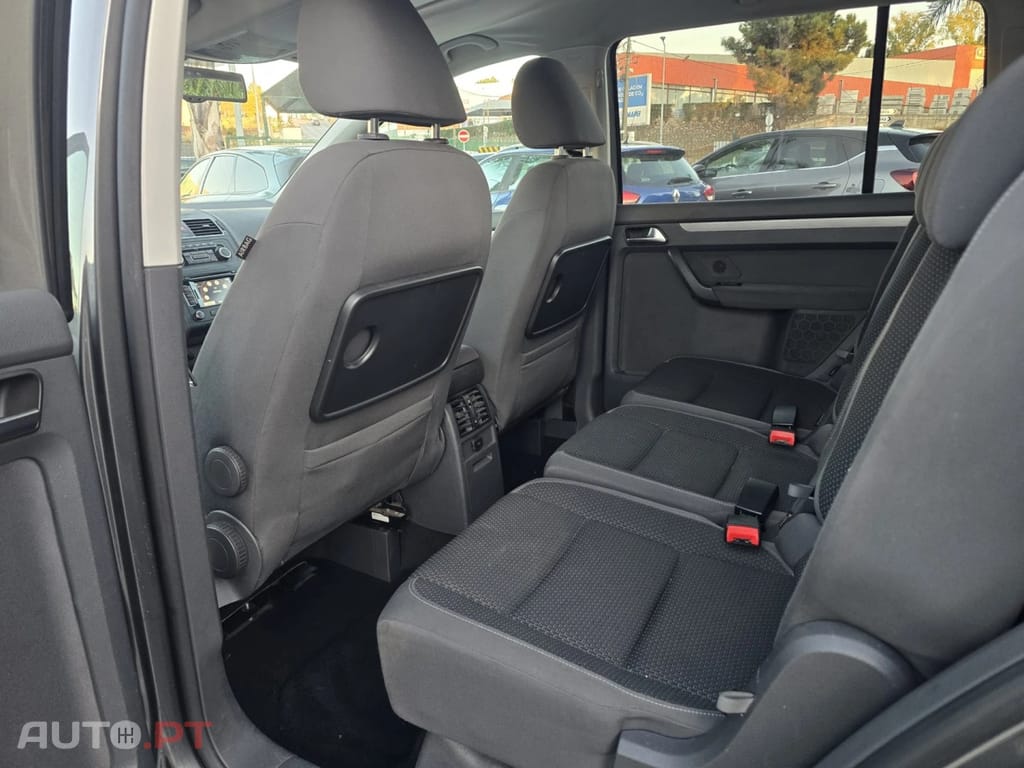 Volkswagen Touran 1.6 TDI Blue.Confortline 7L