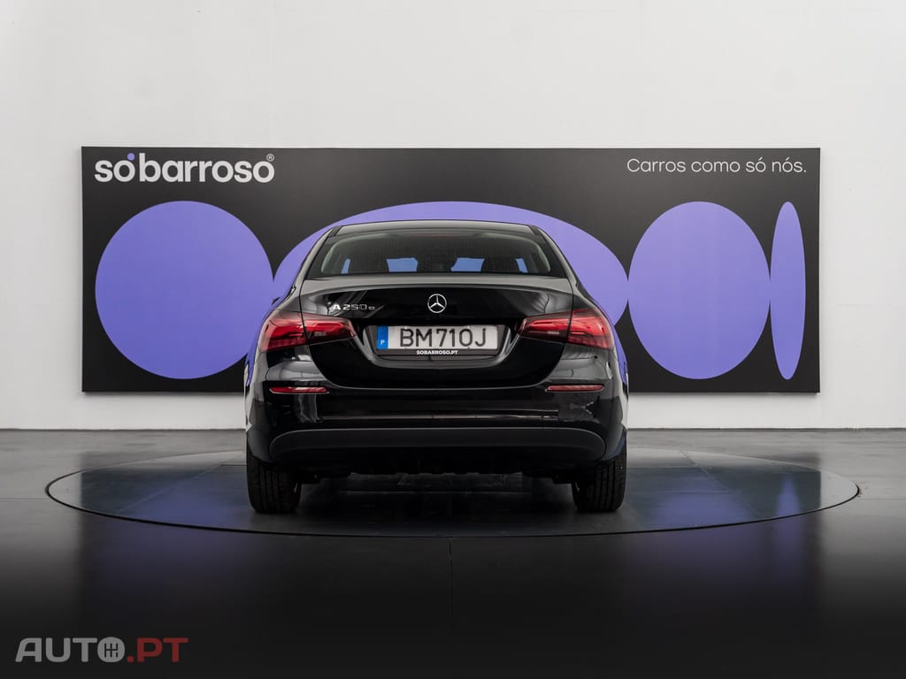 Mercedes-Benz A 250 e