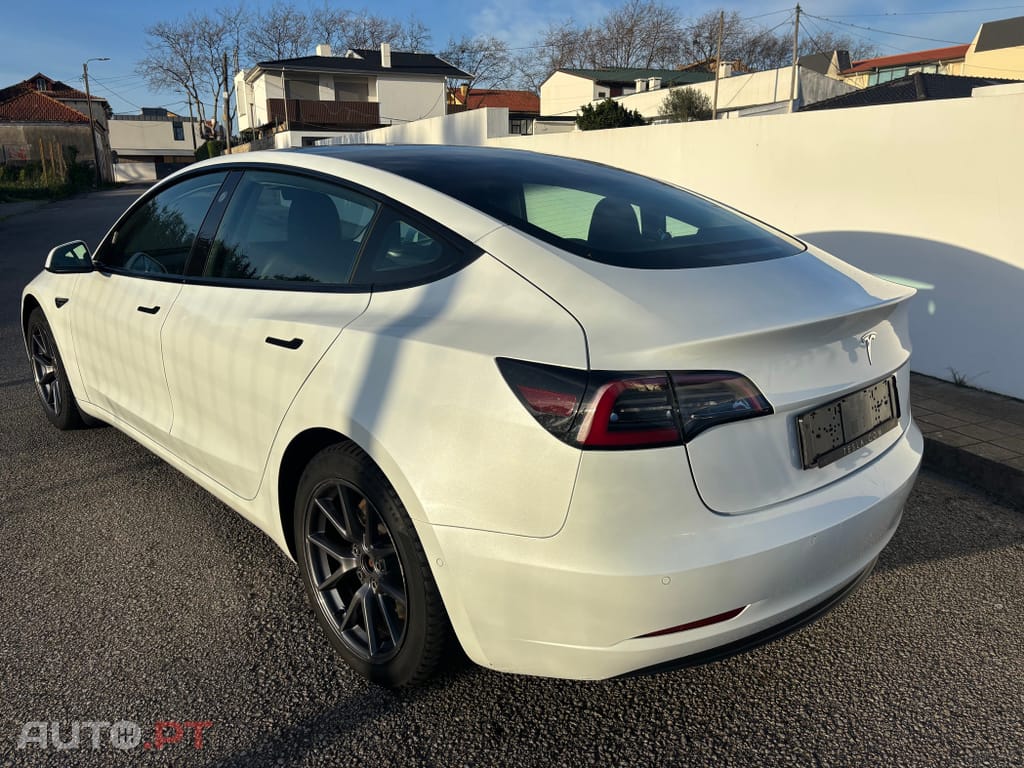 Tesla Model 3 Tração Traseira Premium