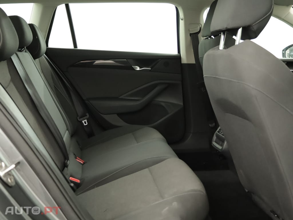 Volkswagen Passat Passat V. 1.5 TSI eHybrid DSG