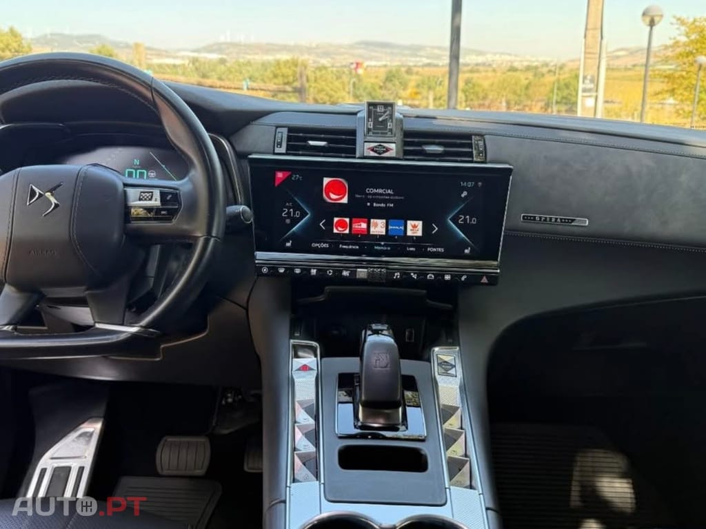 DS DS7 Crossback Grand chic opera
