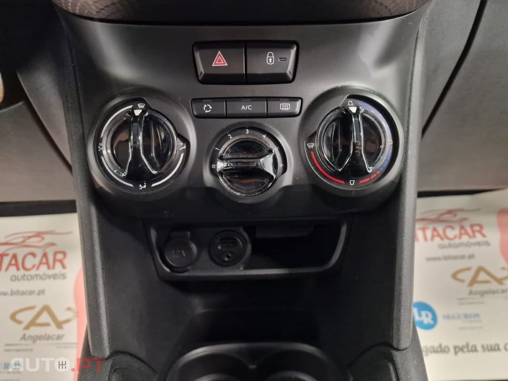 Peugeot 208 1.2 STYLE