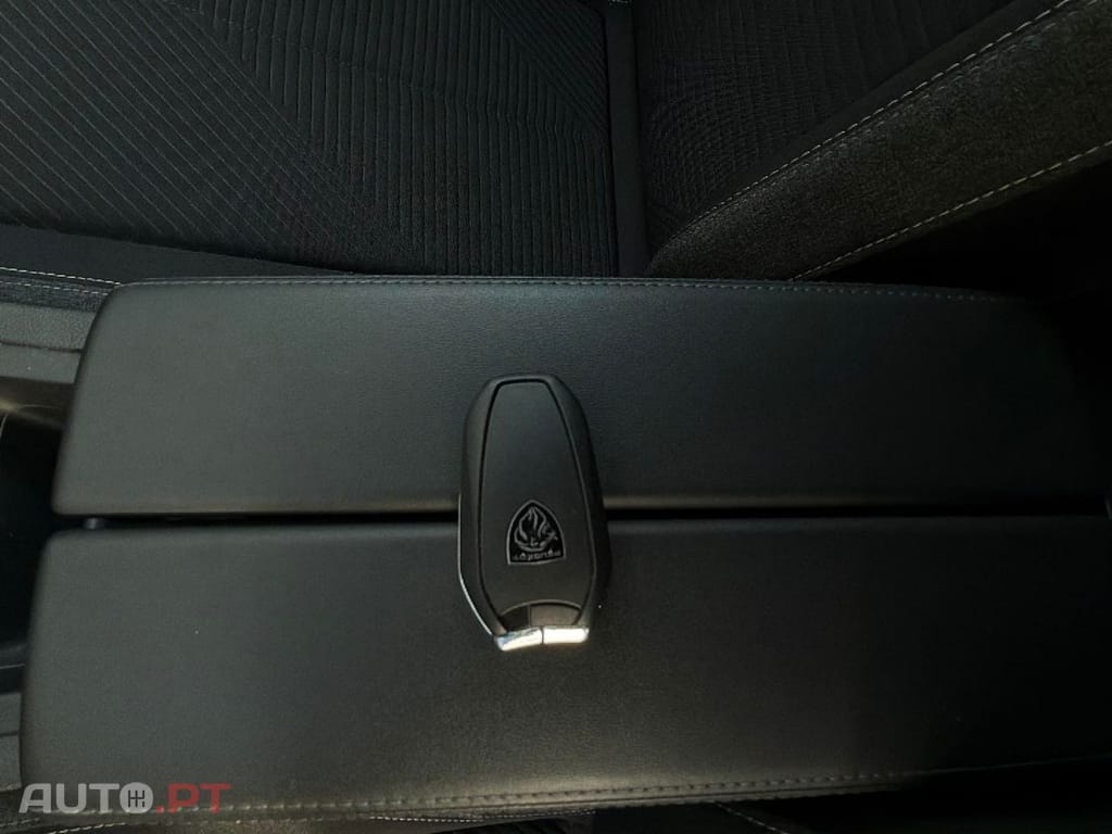 Peugeot 308 1.2 PureTech Allure EAT8