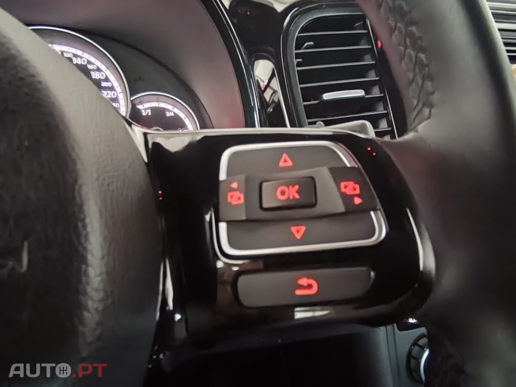 Volkswagen New Beetle 1.6 TDi Design