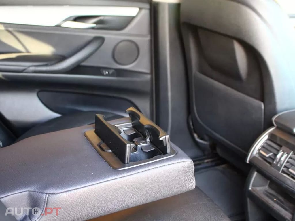 BMW X5 25 d sDrive Comfort 7L