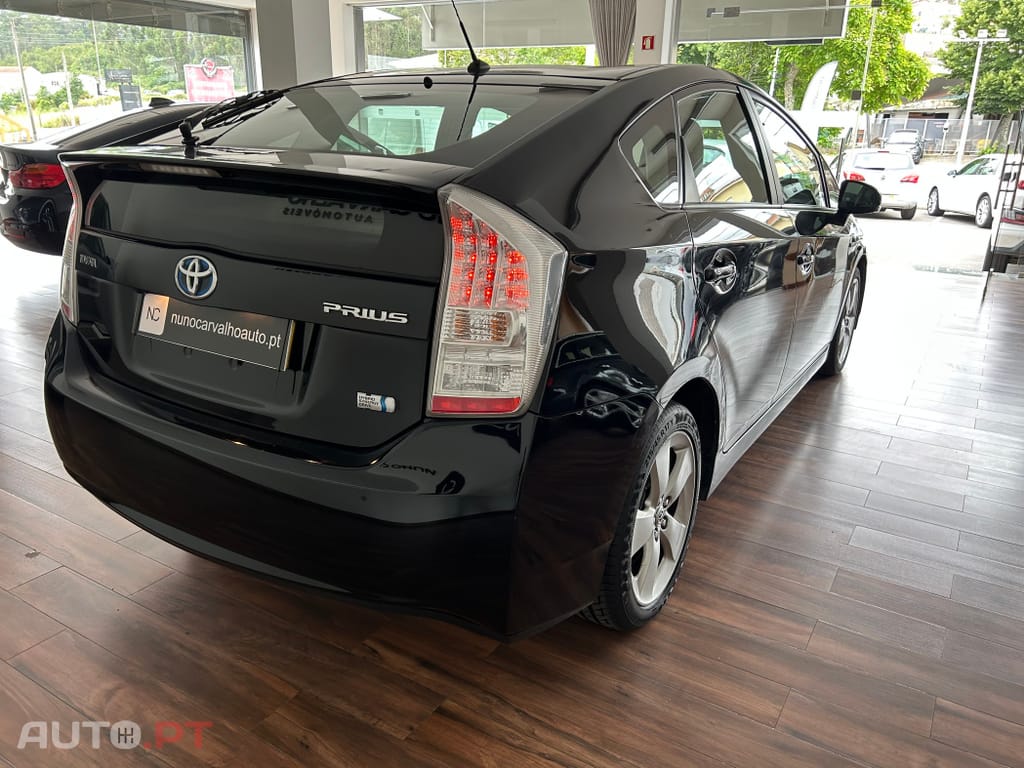Toyota Prius 1.8 PREMIUM