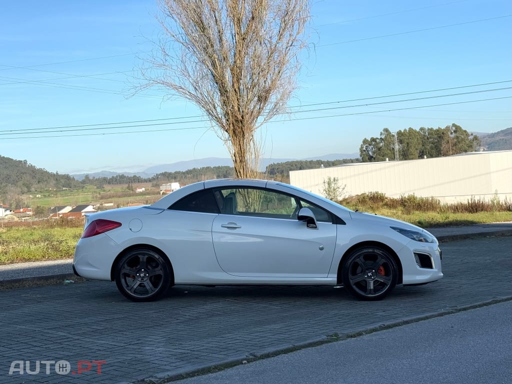Peugeot 308 CC 2.0 HDi Roland Garros