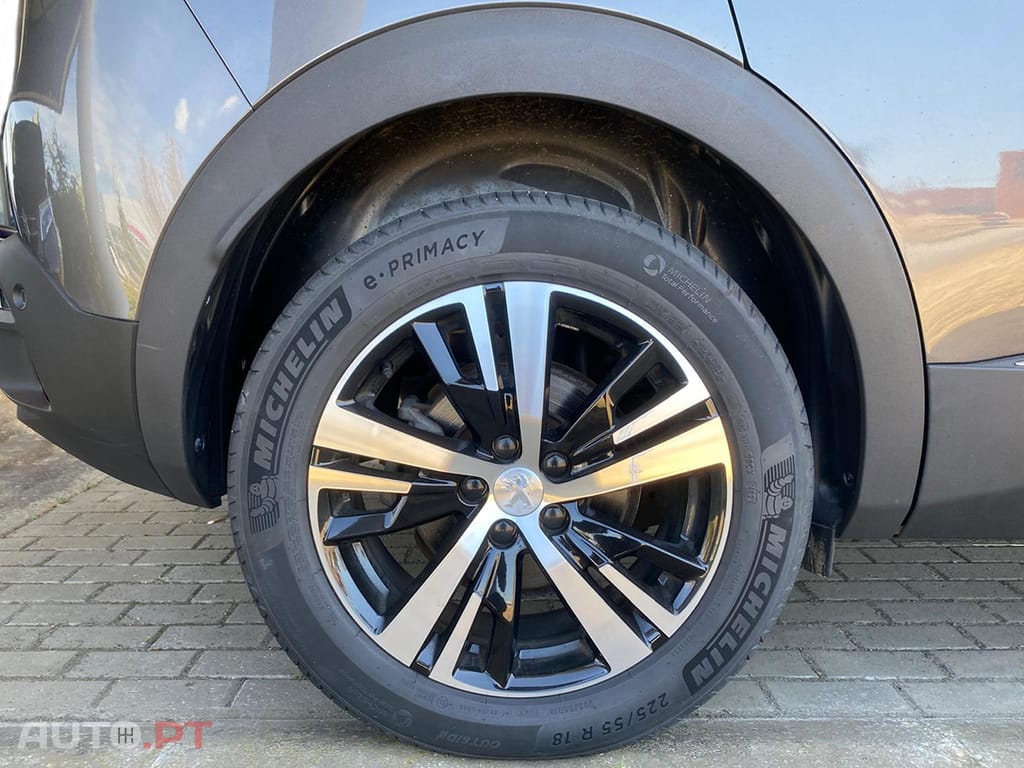Peugeot 3008 3008 1.2 PureTech GT EAT8